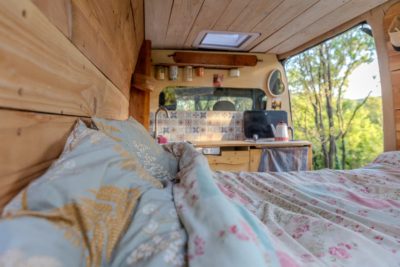 Van 2